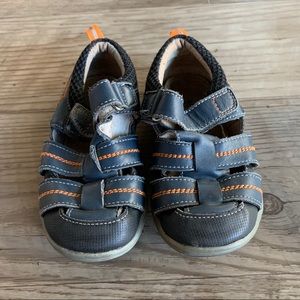 SOLD See Kai Run size 9